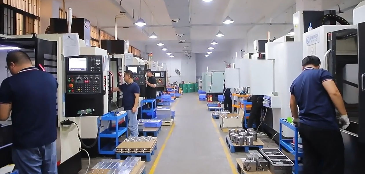 Dongguan Zhongwei Metal Products Co., Ltd สายการผลิตของผู้ผลิต