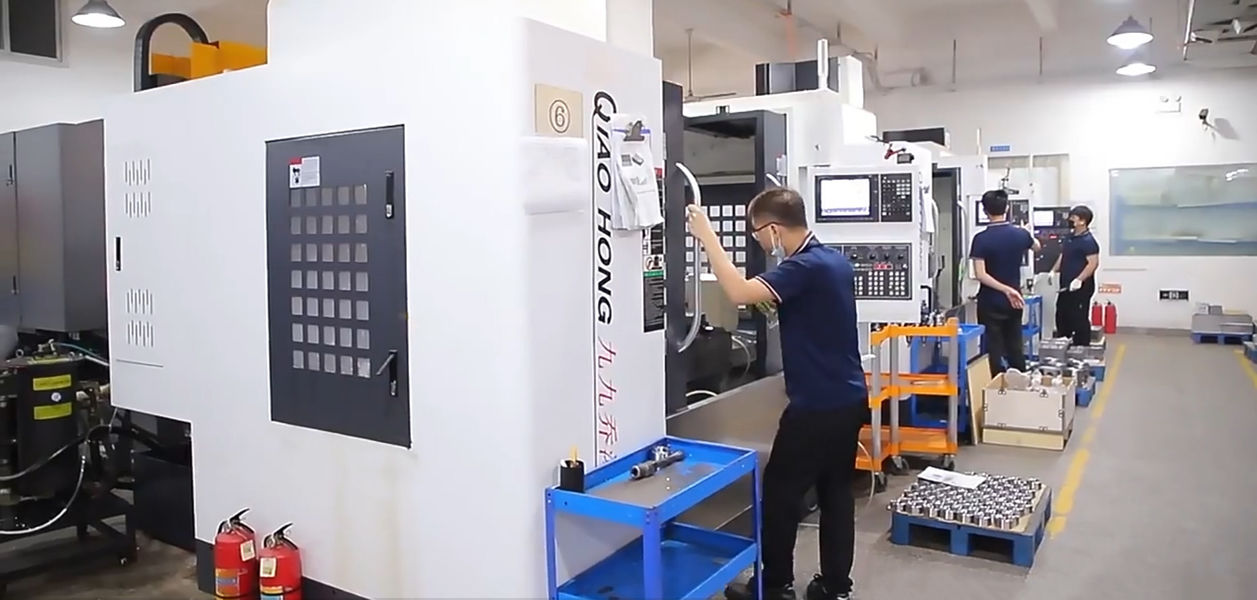 Dongguan Zhongwei Metal Products Co., Ltd สายการผลิตของผู้ผลิต